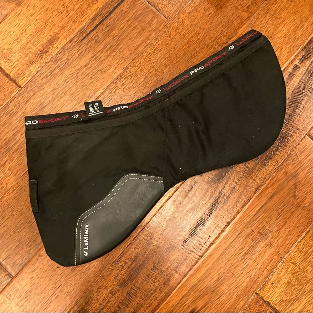 LeMieux Prosorb Half Pad size medium